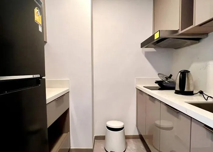 Appartement 40th Fl Skyview With Standing Desk Pool And Gym Bangkok