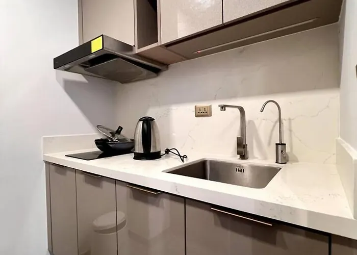 40th Fl Skyview With Standing Desk Pool And Gym * Bangkok