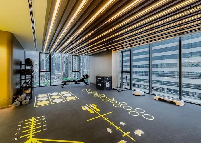 40th Fl Skyview With Standing Desk Pool And Gym *